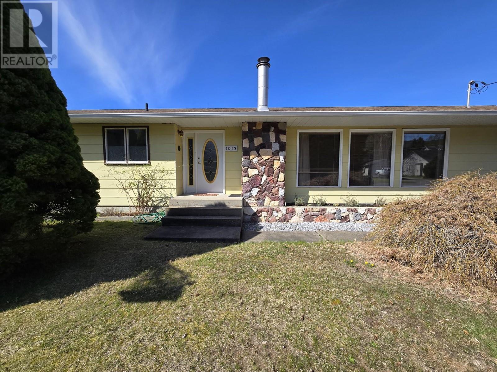 1013 Bridgeview Crescent, Ootischenia, British Columbia  V1N 4K9 - Photo 7 - 10335659