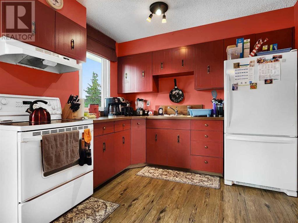 9934 110 Street, Grande Cache, Alberta  T0E 0Y0 - Photo 9 - A2212429