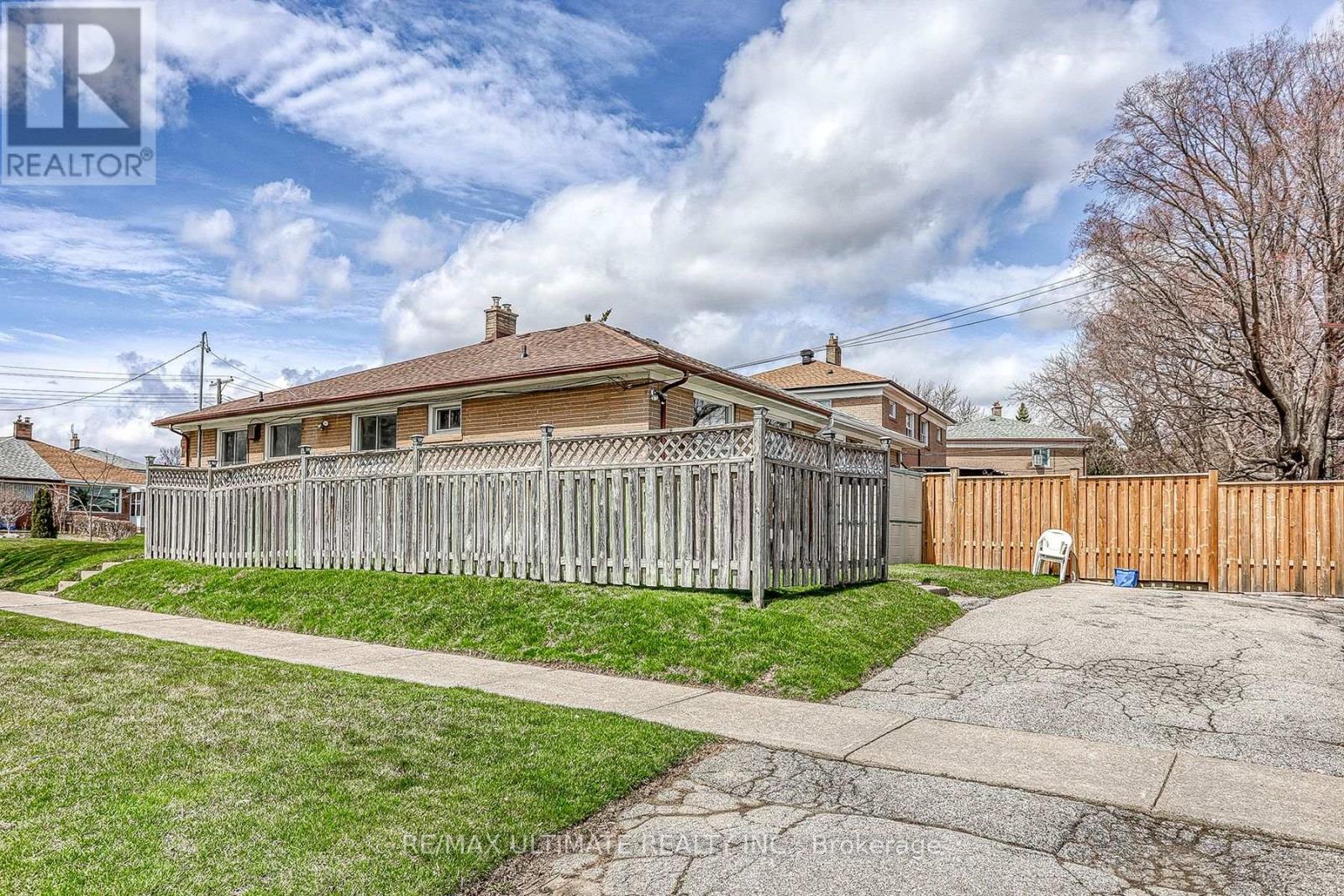 55 Rushley Drive, Toronto, Ontario  M1P 3S7 - Photo 34 - E12086342