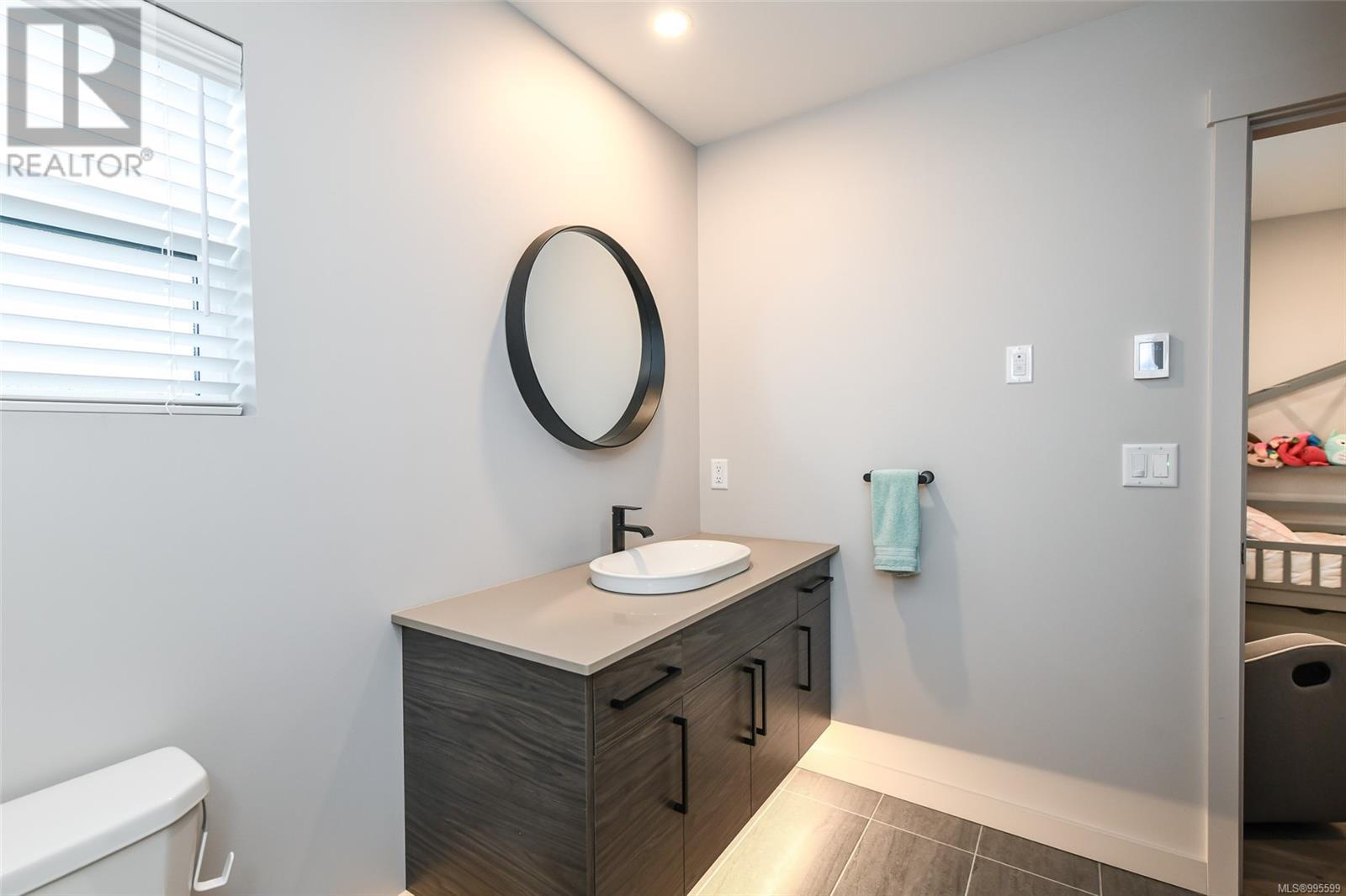 3 356 14th St, Courtenay, British Columbia  V9N 6P5 - Photo 44 - 995599