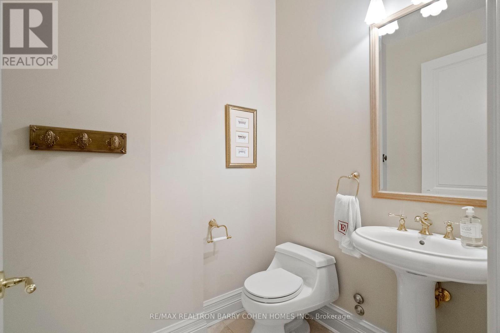 106 - 1 Post Road, Toronto (Bridle Path-Sunnybrook-York Mills), Ontario  M3B 3R4 - Photo 18 - C12086694