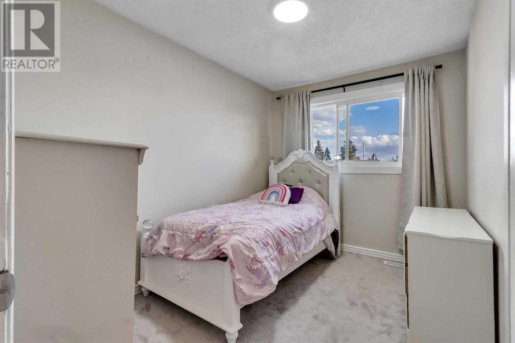 348 Penworth Way Se, Calgary, Alberta  T2A 4G2 - Photo 15 - A2210118