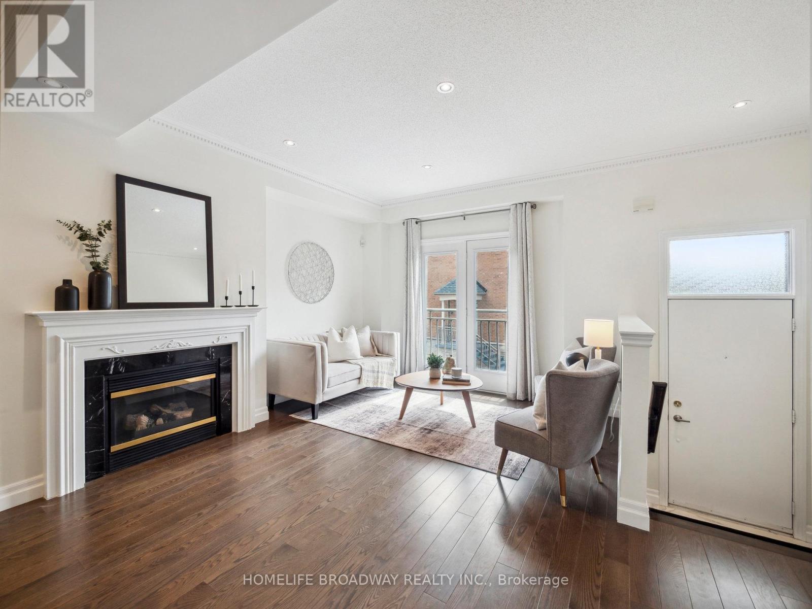 Property at 28 - 9133 BAYVIEW AVENUE image 5