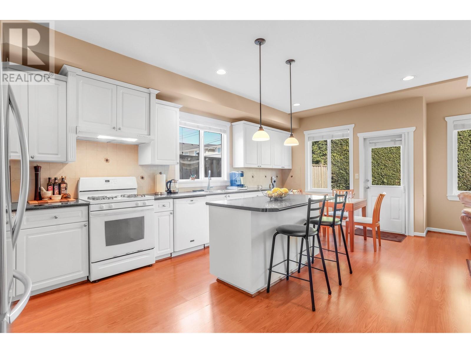 4737 Dunfell Road, Richmond, British Columbia  V7E 0C4 - Photo 9 - R2988912