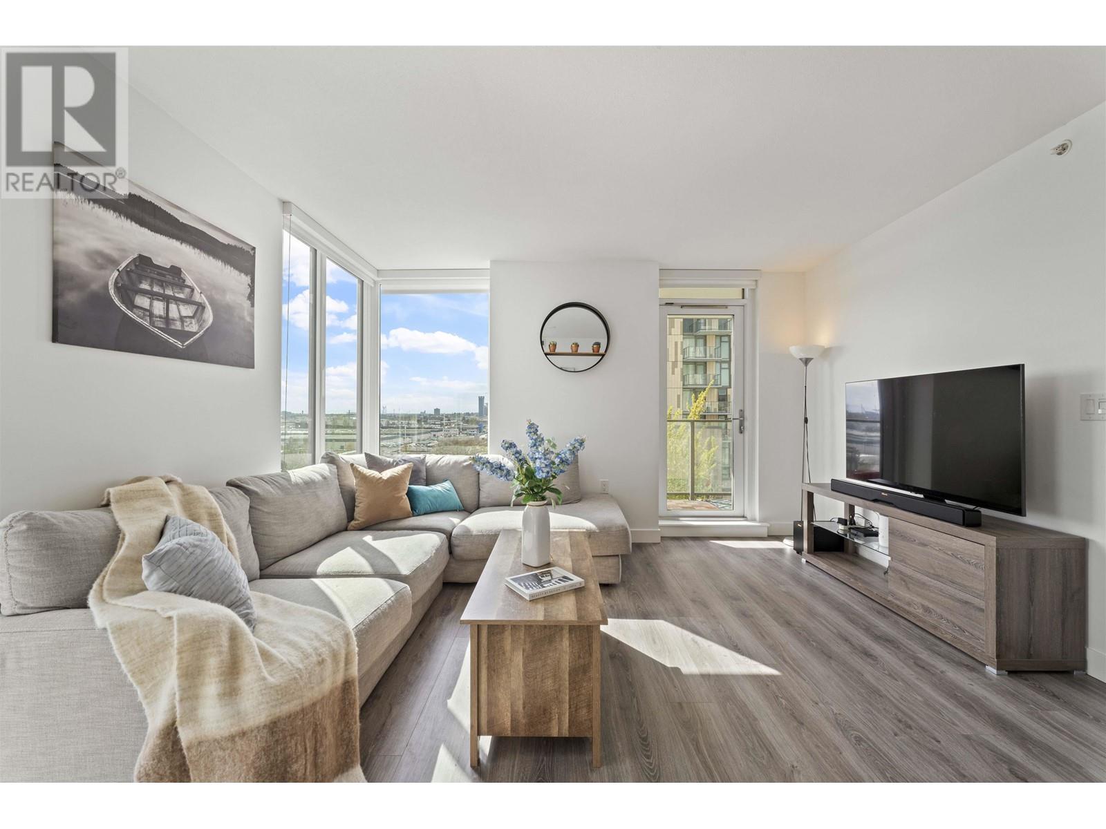 807 8181 Chester Street, Vancouver, British Columbia  V5X 0J9 - Photo 1 - R2990805