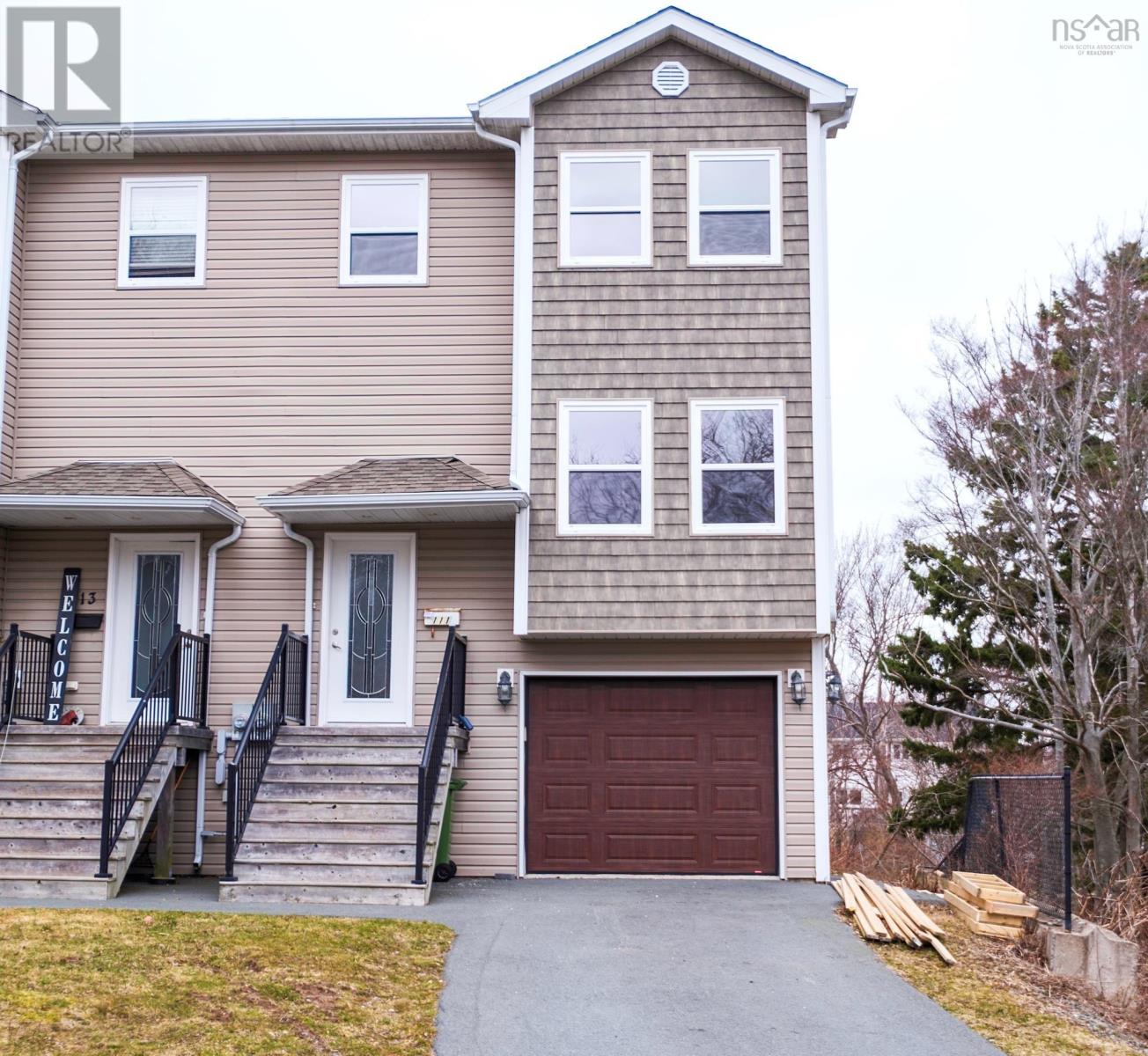 Property at 111 ARMADA Drive image 2
