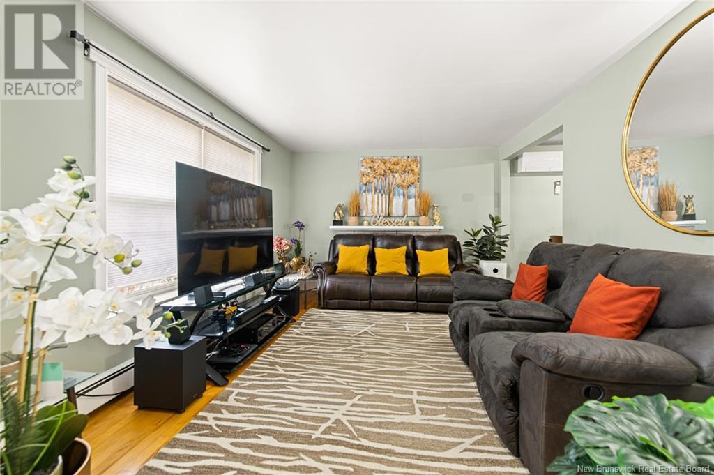 Property at 117 Montgomery Avenue image 3