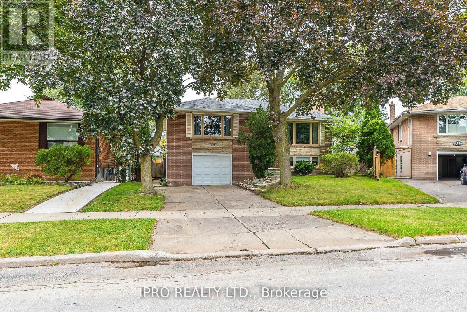 Property at 29 BREADNER DRIVE image 2