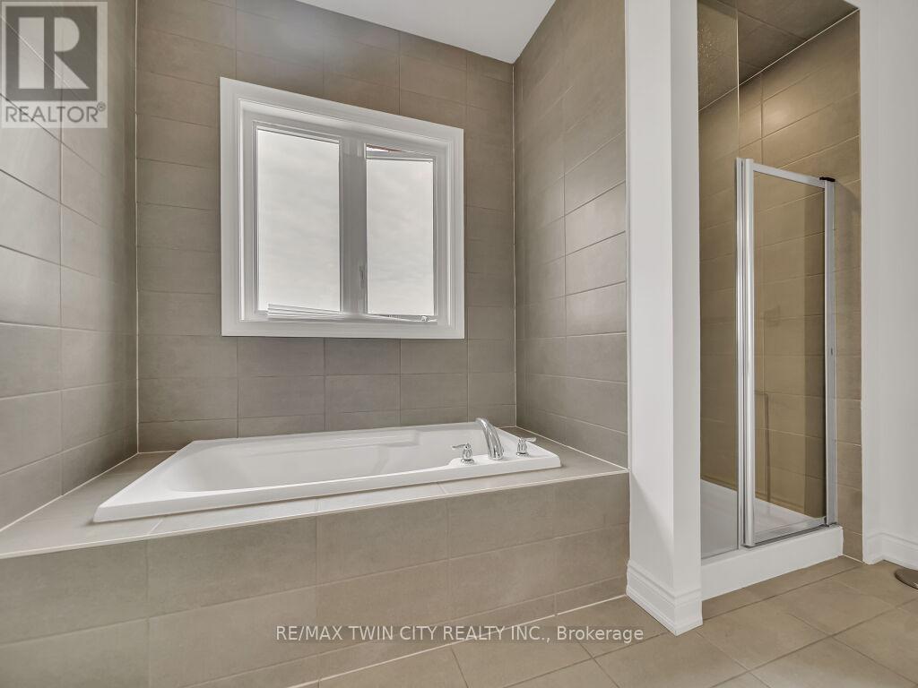 140 Bloomfield Crescent, Cambridge, Ontario  N1R 5S2 - Photo 28 - X12086711