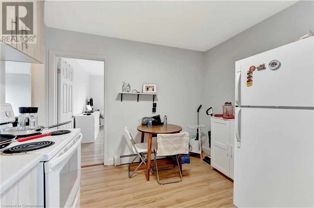 82 Albert Street, St. Catharines, Ontario  L2R 2H1 - Photo 12 - 40717411