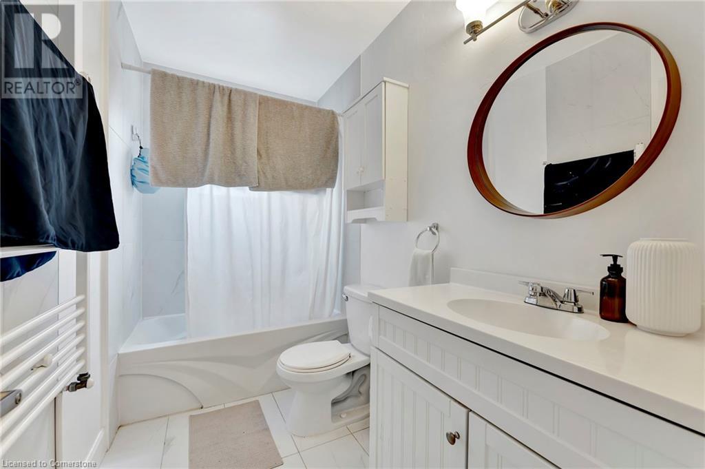 82 Albert Street, St. Catharines, Ontario  L2R 2H1 - Photo 17 - 40717411