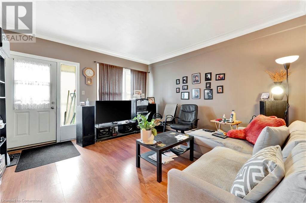 82 Albert Street, St. Catharines, Ontario  L2R 2H1 - Photo 29 - 40717411