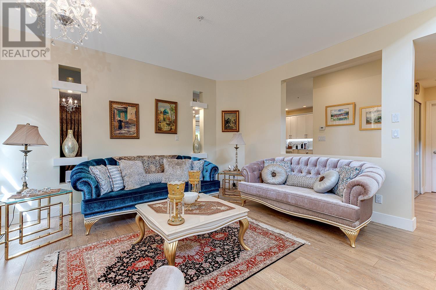 Property at 9 1705 PARKWAY BOULEVARD image 4