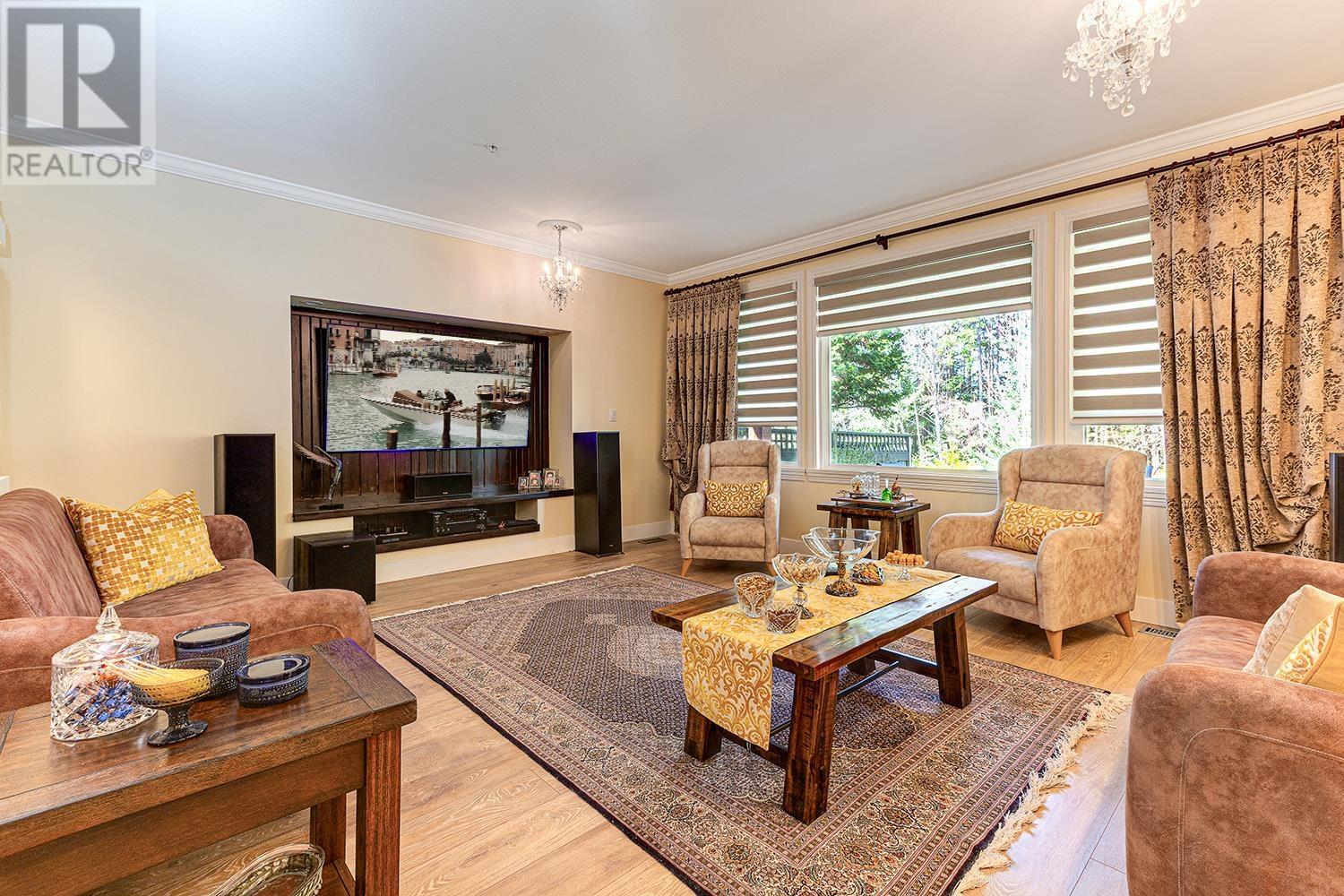 Property at 9 1705 PARKWAY BOULEVARD image 5