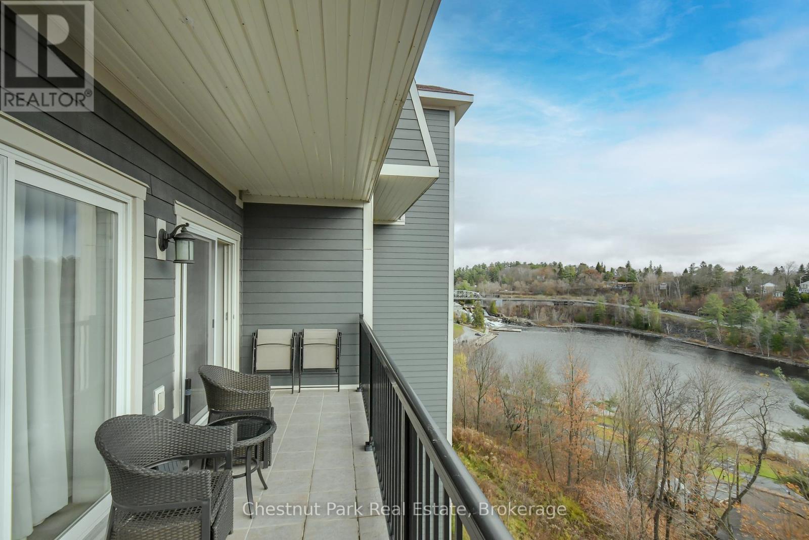 412 - 10-B Kimberley Avenue, Bracebridge, Ontario  P1L 0A6 - Photo 8 - X12086736
