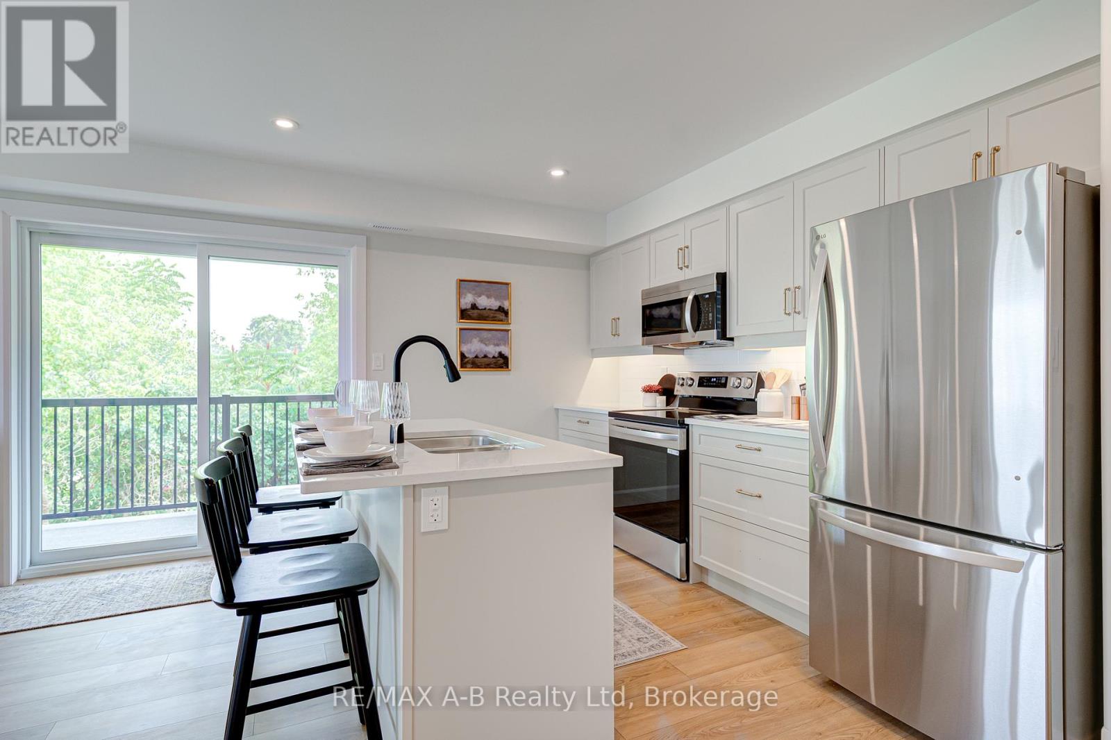 5 - 428 Queen Street W, St. Marys, Ontario  N4X 1C4 - Photo 5 - X12086749