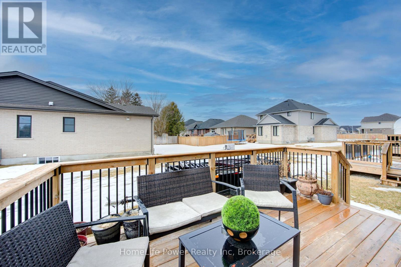 4 Braun Avenue, Tillsonburg, Ontario  N4G 0K5 - Photo 47 - X12086853
