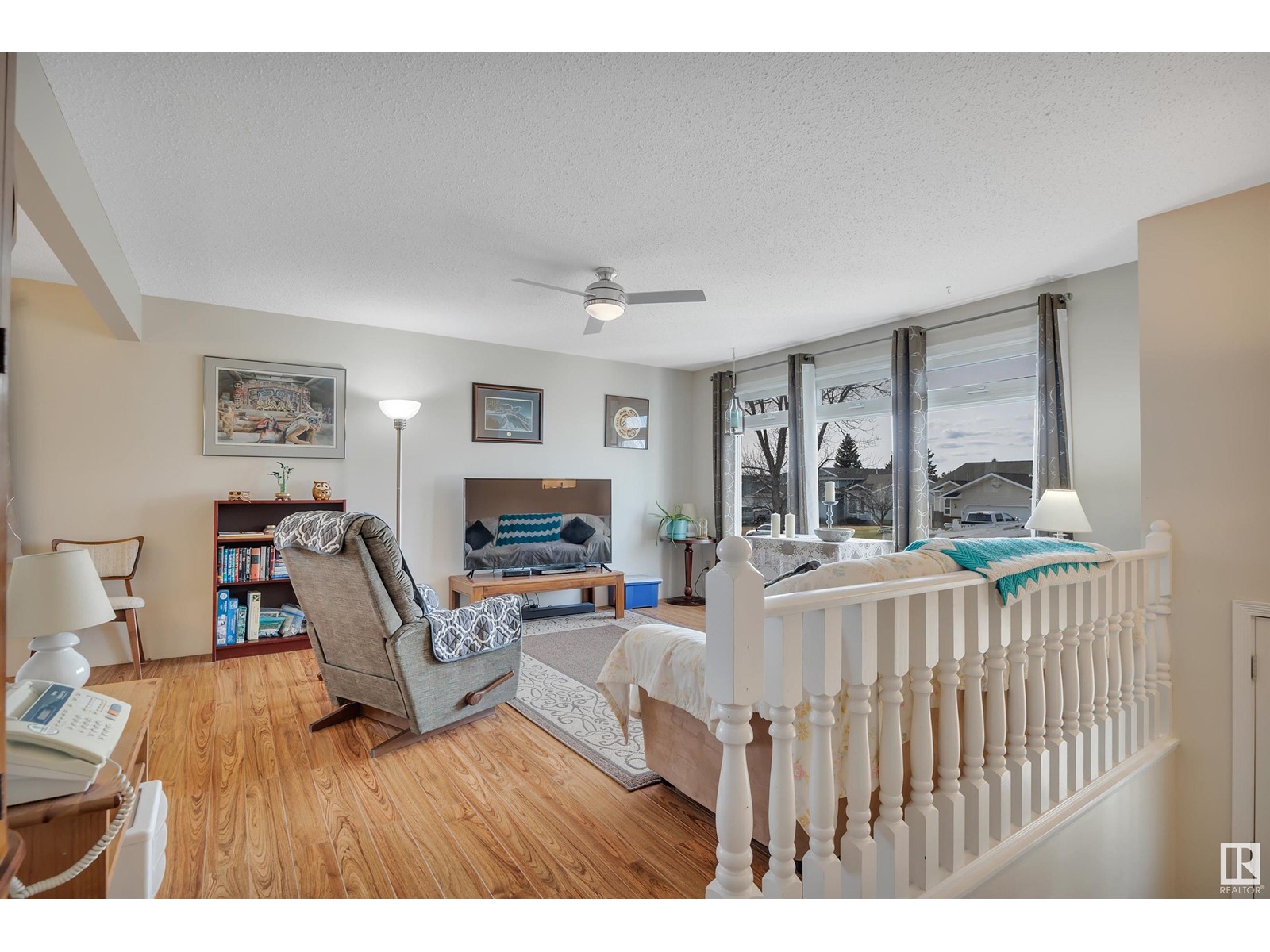 Property at 41 South Park DR image 3