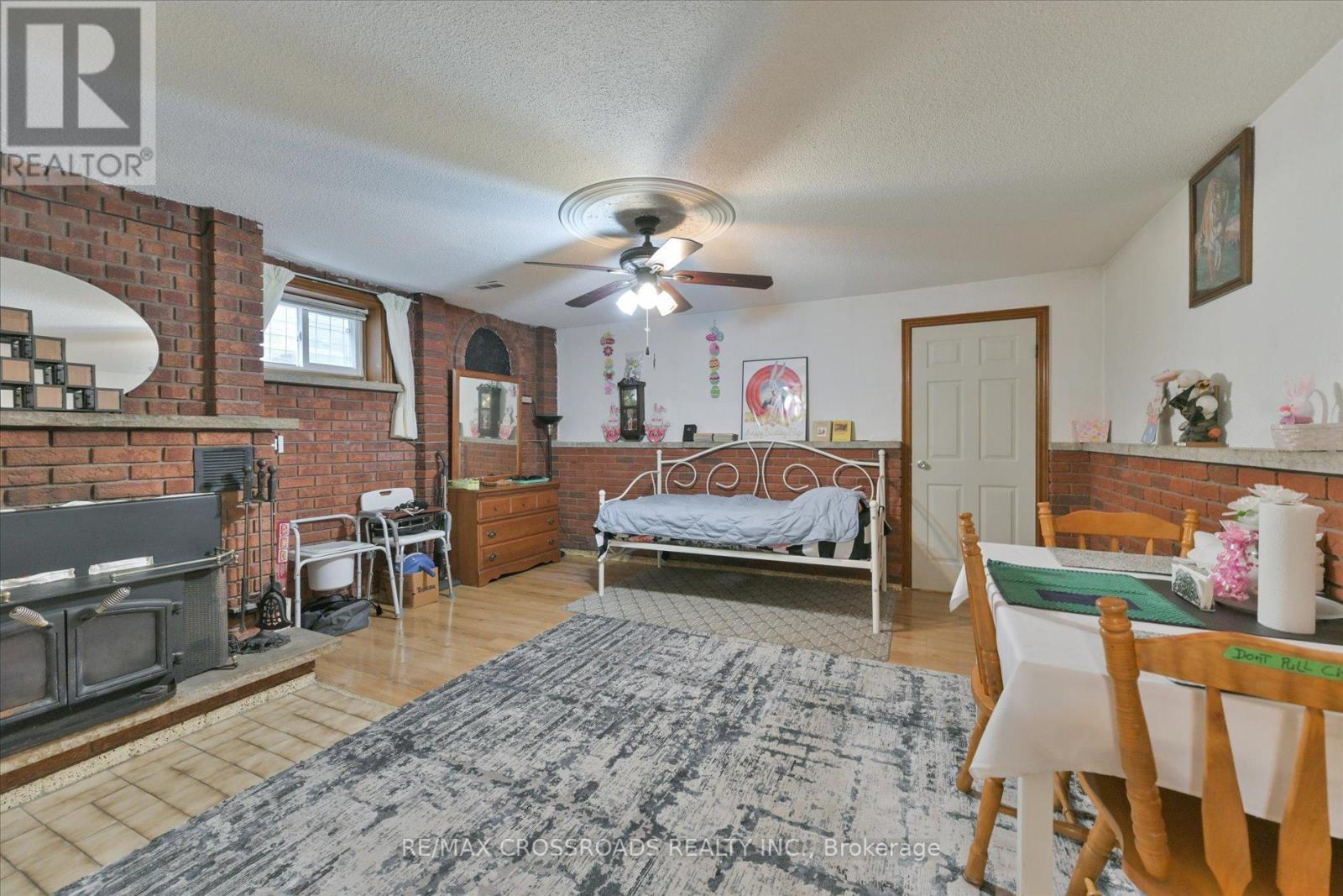 48 Phillip Avenue, Toronto (Birchcliffe-Cliffside), Ontario  M1N 3P9 - Photo 20 - E12086726