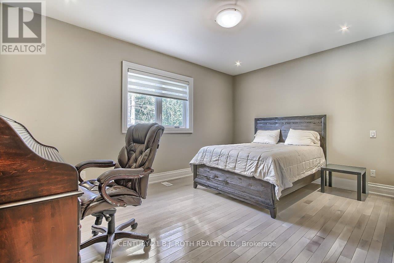 6 Blyth Street, Richmond Hill, Ontario  L4E 2X7 - Photo 24 - N12086725