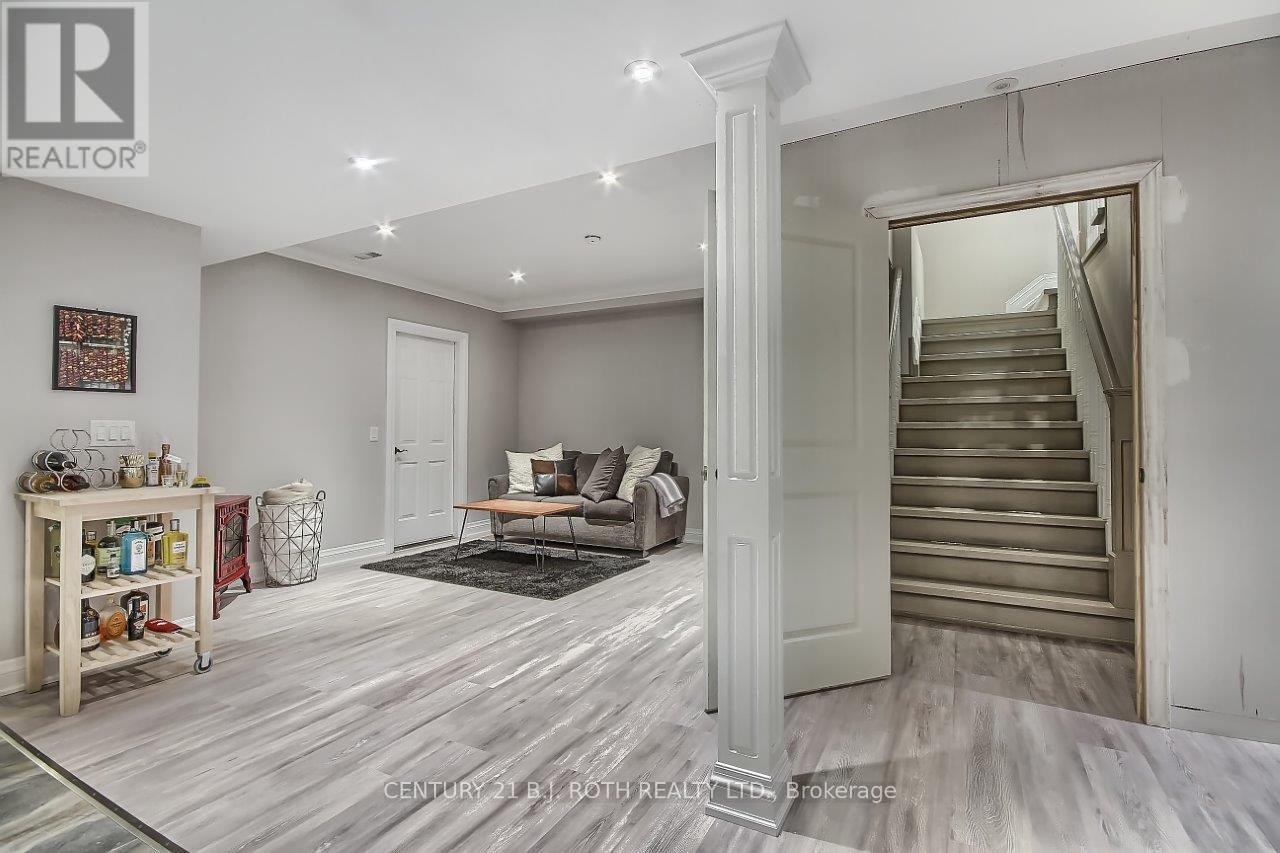 6 Blyth Street, Richmond Hill, Ontario  L4E 2X7 - Photo 26 - N12086725