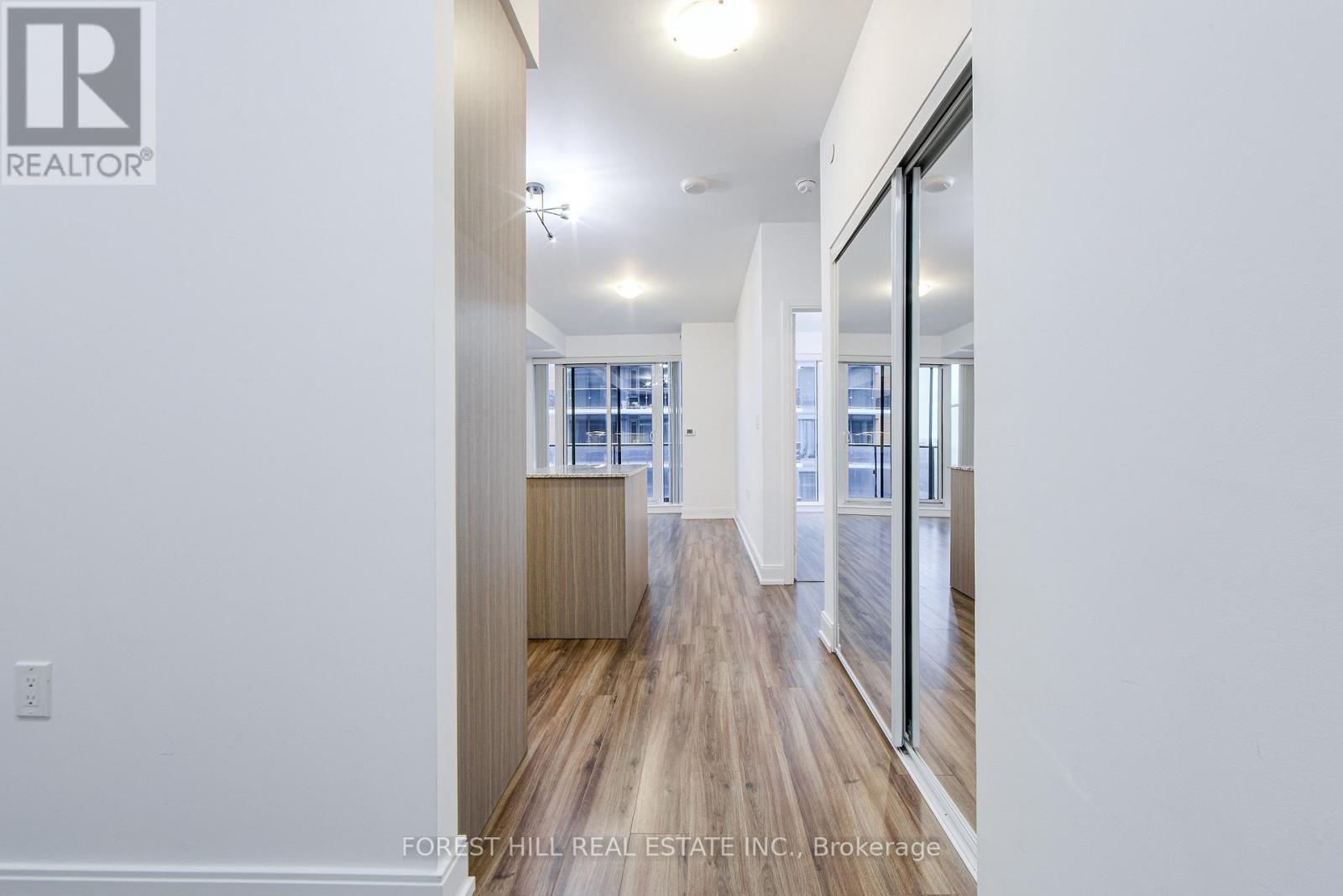 1210b - 9600 Yonge Street, Richmond Hill, Ontario  L4C 0X3 - Photo 16 - N12086755