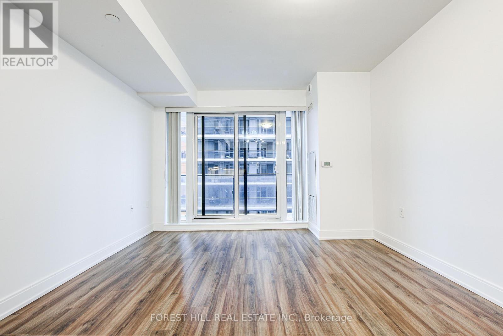 1210b - 9600 Yonge Street, Richmond Hill, Ontario  L4C 0X3 - Photo 24 - N12086755