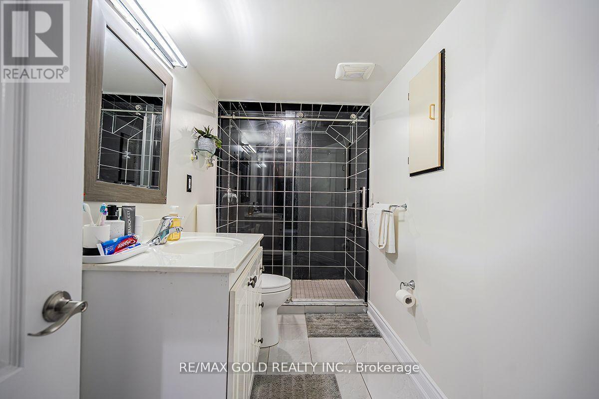 17 Yellow Pine Road, Brampton, Ontario  L6P 2E4 - Photo 42 - W12086798