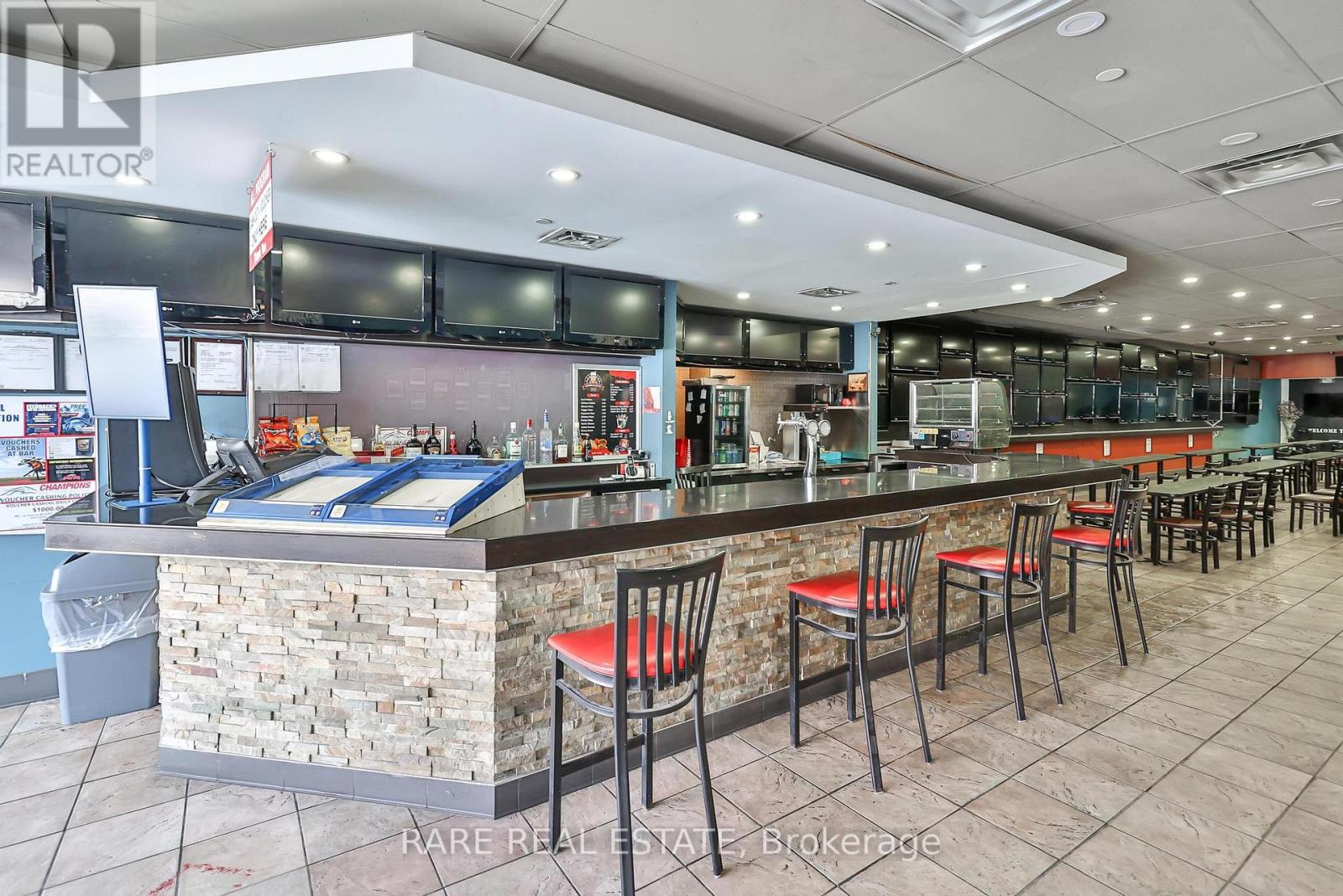 1861 Eglinton Avenue W, Toronto, Ontario  M6E 3X5 - Photo 2 - W12086830