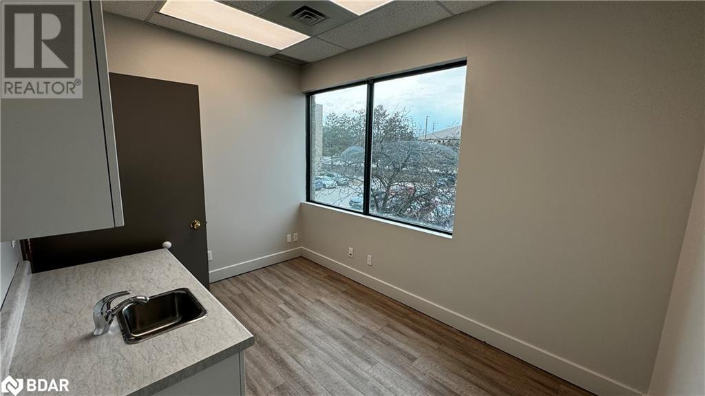 190 Cundles Road E Unit# 201d, Barrie, Ontario  L4M 4S5 - Photo 11 - 40649433