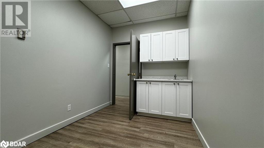 190 Cundles Road E Unit# 201d, Barrie, Ontario  L4M 4S5 - Photo 14 - 40649433