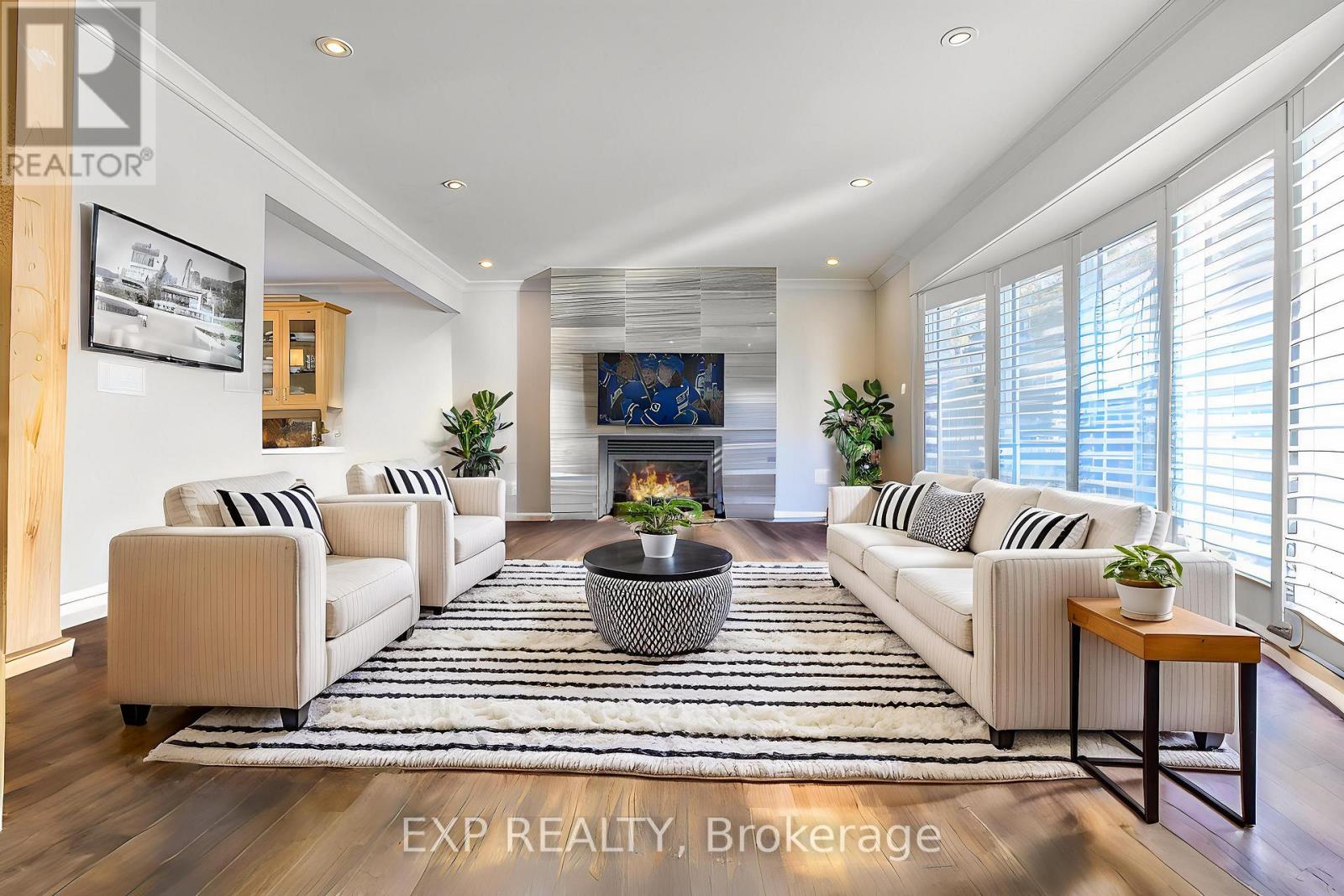 Property at 14 GEORGE STREET image 5