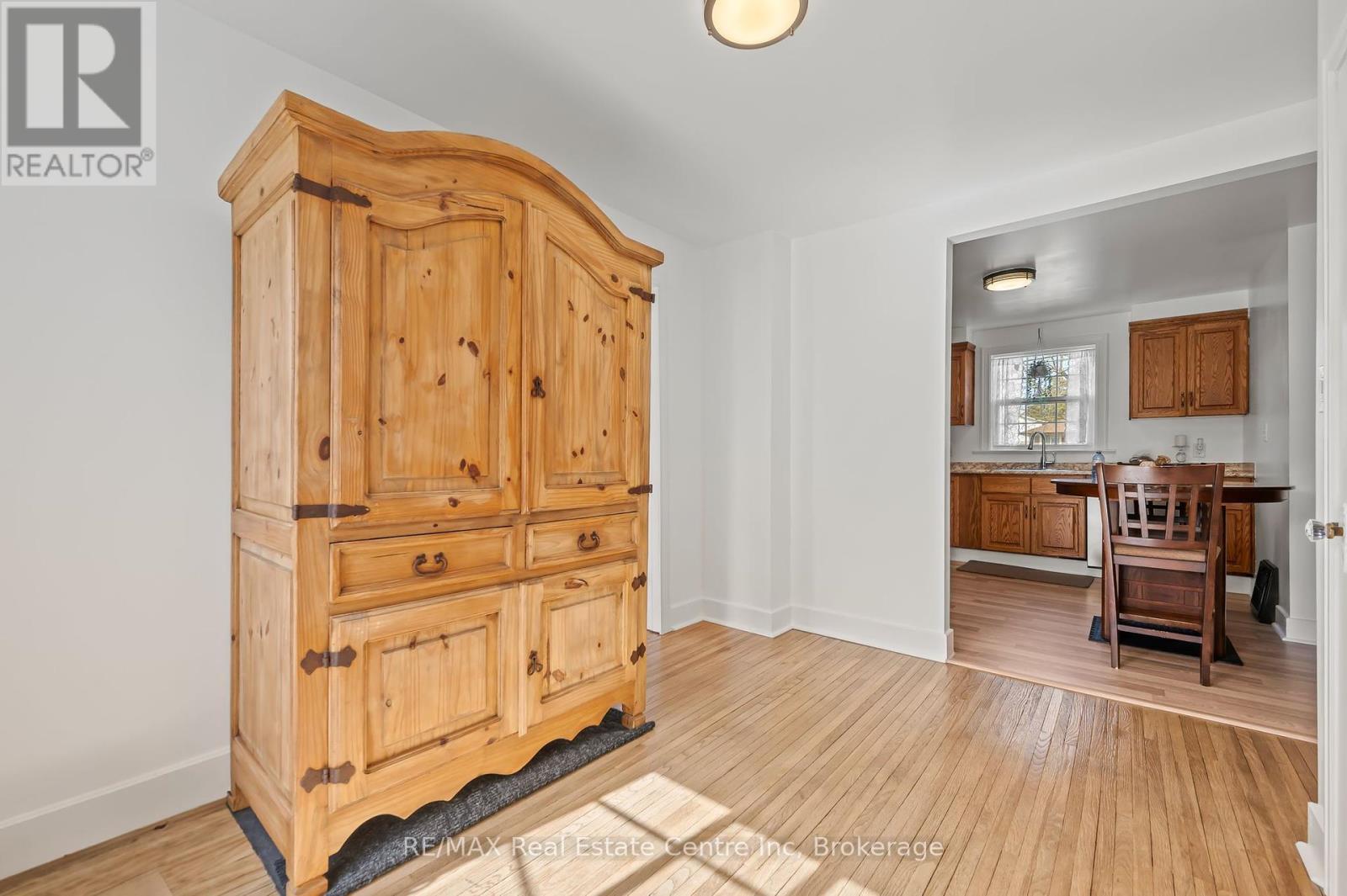 513 Speedvale Avenue E, Guelph, Ontario  N1E 1P5 - Photo 8 - X12062855