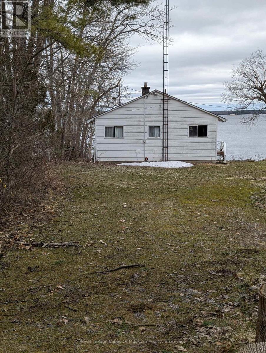 4 - 1671 Kilworthy Road, Gravenhurst, Ontario  P0E 1N0 - Photo 2 - X12085610