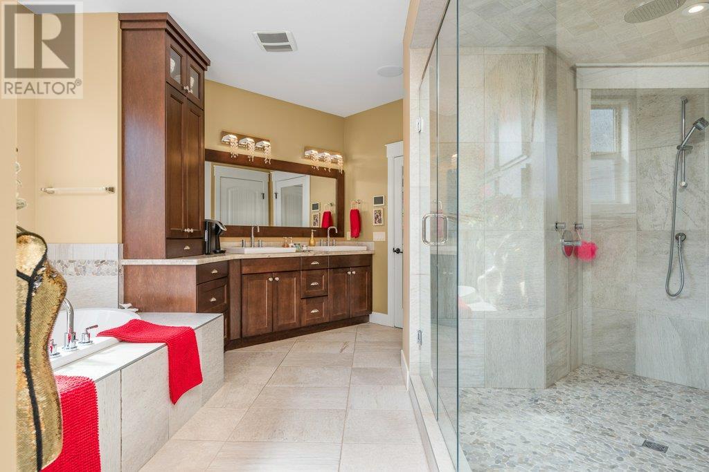 354 Quilchena Drive, Kelowna, British Columbia  V1W 4Y9 - Photo 37 - 10343692