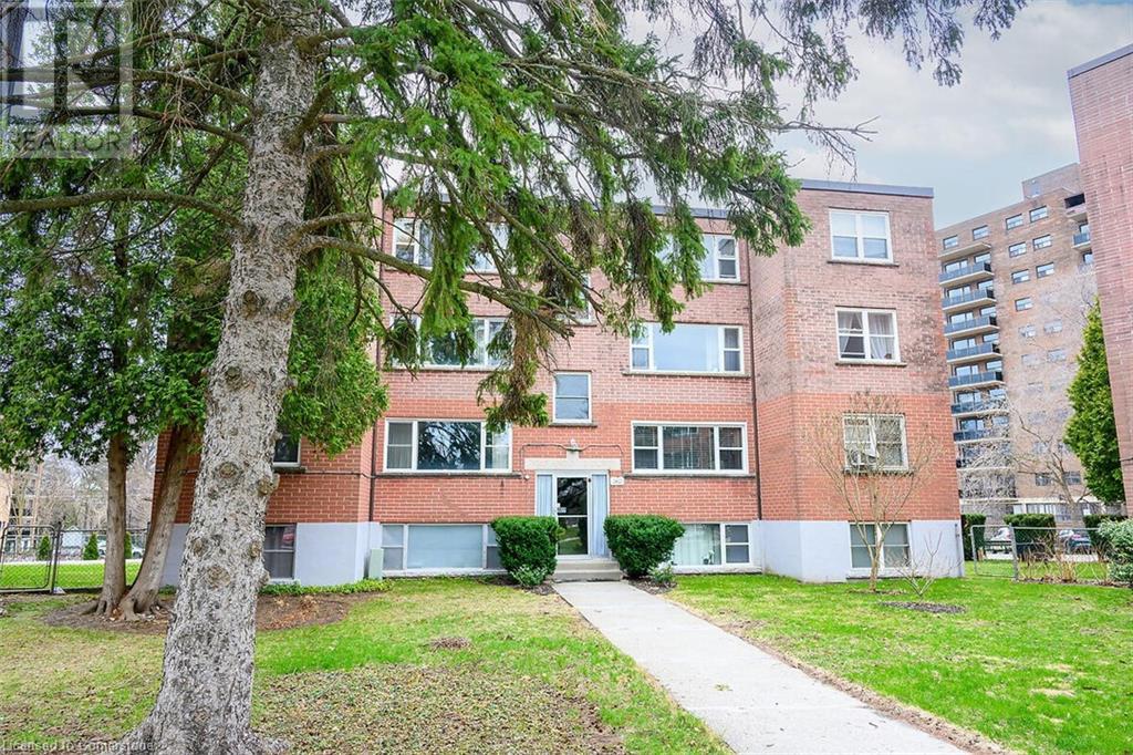 Property at 2422 NEW Street Unit# 9 image 2