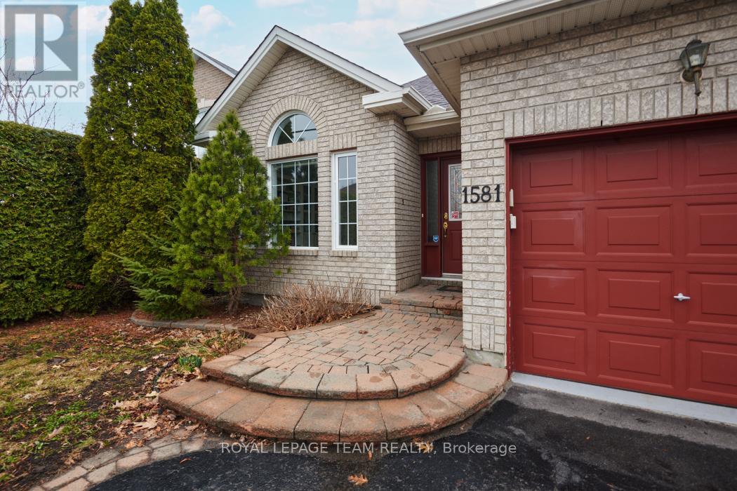 Property at 1581 BELLETERRE STREET image 2