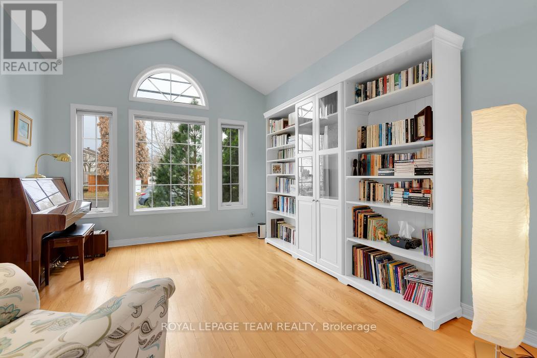 Property at 1581 BELLETERRE STREET image 4