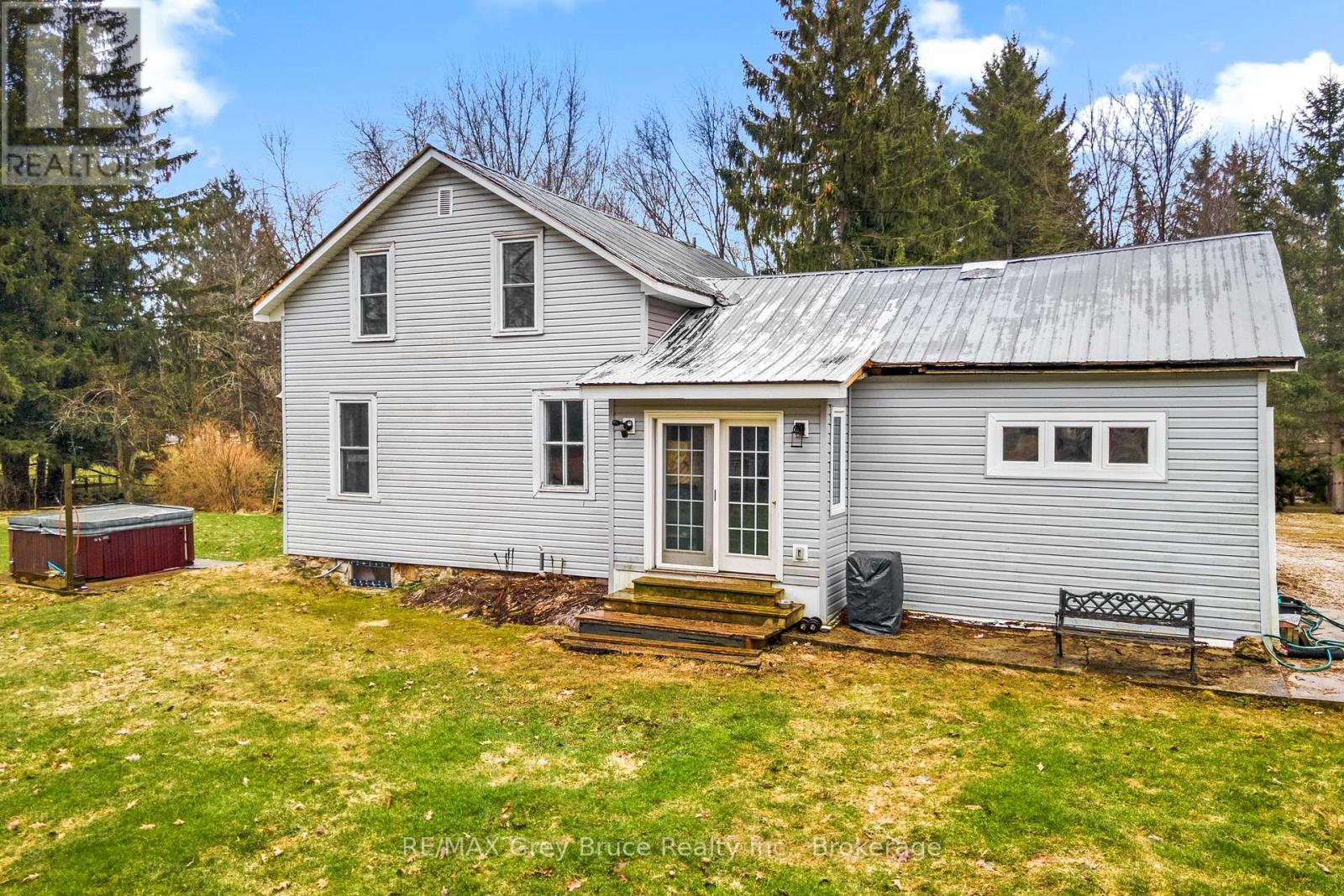 226033 Centreville Road E, Meaford, Ontario  N4L 1W5 - Photo 4 - X12086775