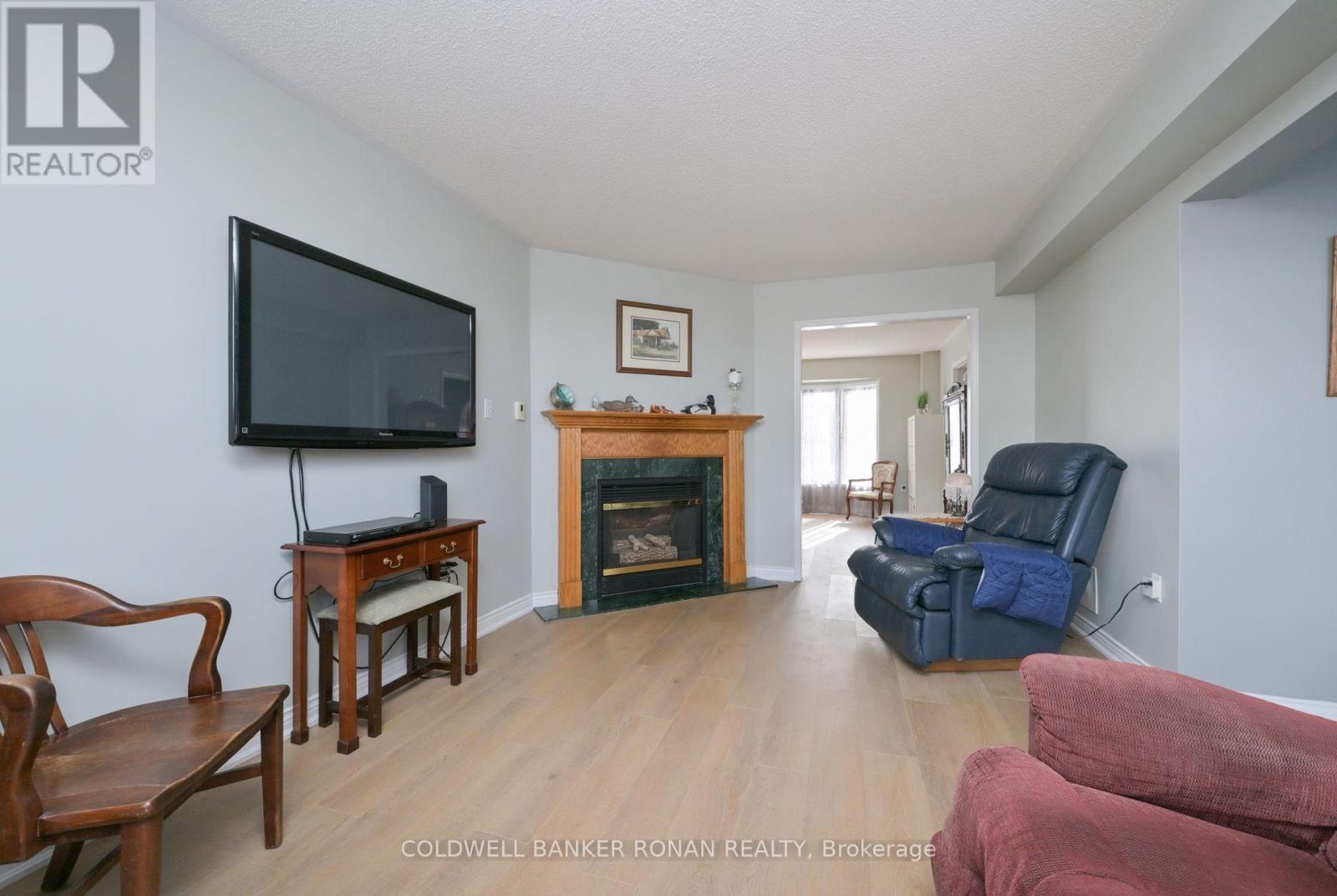 51 Darling Crescent, New Tecumseth, Ontario  L9R 1P7 - Photo 13 - N11996441