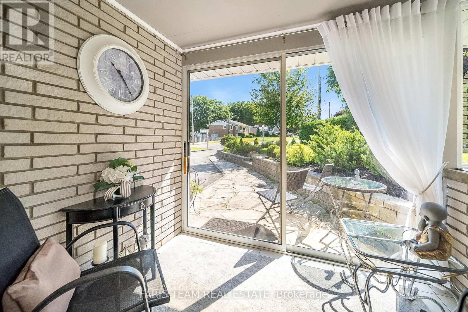 Property at 8 VIEL STREET image 4