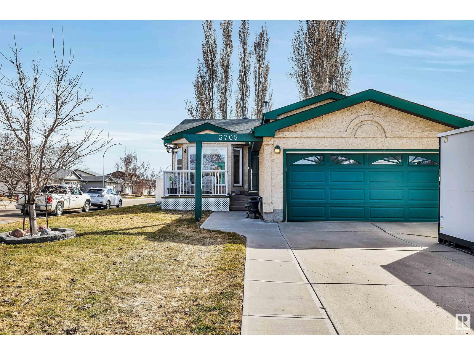Property at 3705 131A AV NW image 2