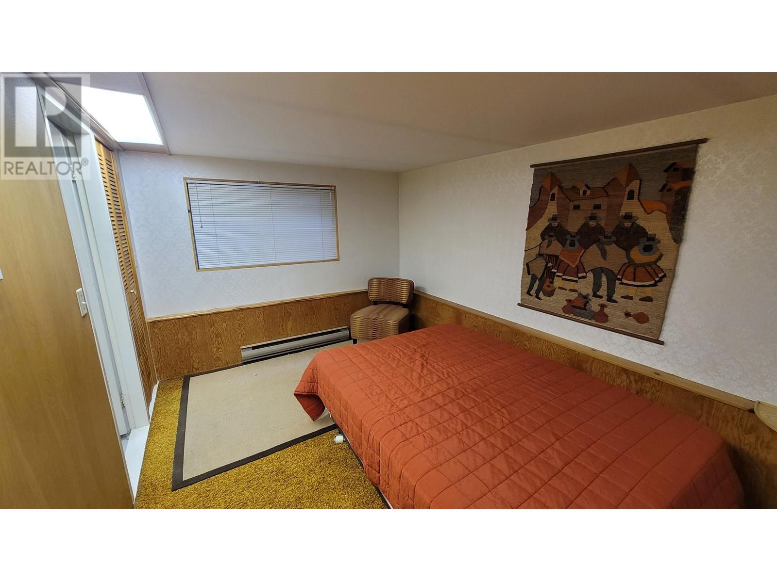 Listing Picture 22 of 35 : 4320 COLLINGWOOD STREET, Vancouver / 溫哥華 - 魯藝地產 Yvonne Lu Group - MLS Medallion Club Member