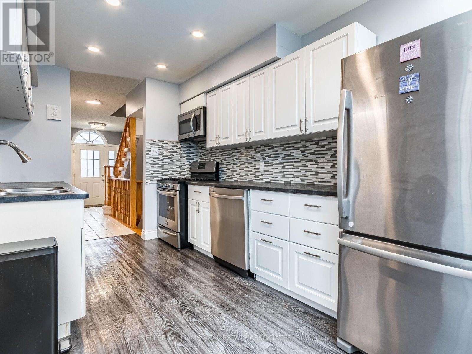 8 - 310 Christopher Drive, Cambridge, Ontario  N1P 1B4 - Photo 12 - X12086919