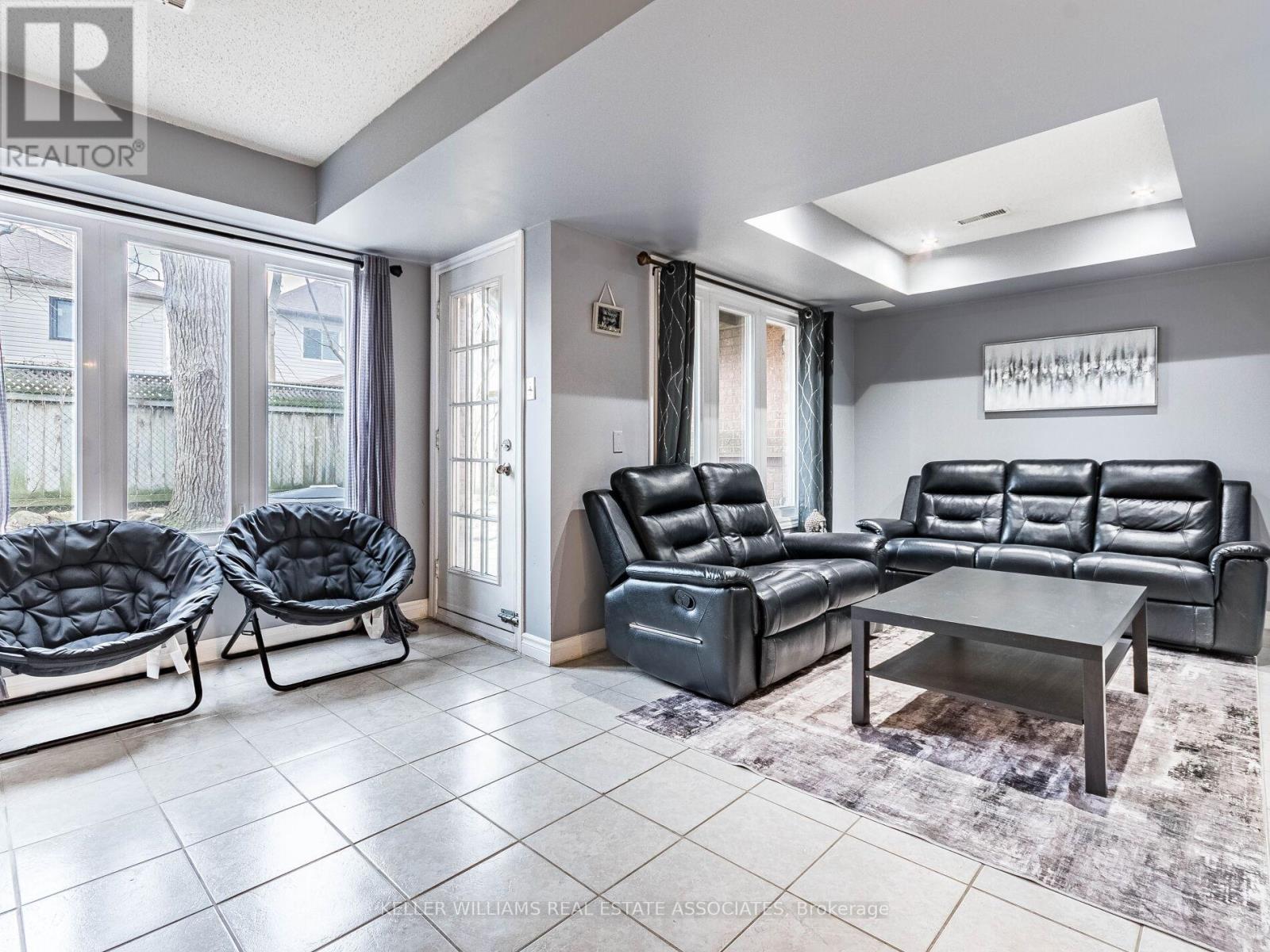 8 - 310 Christopher Drive, Cambridge, Ontario  N1P 1B4 - Photo 35 - X12086919