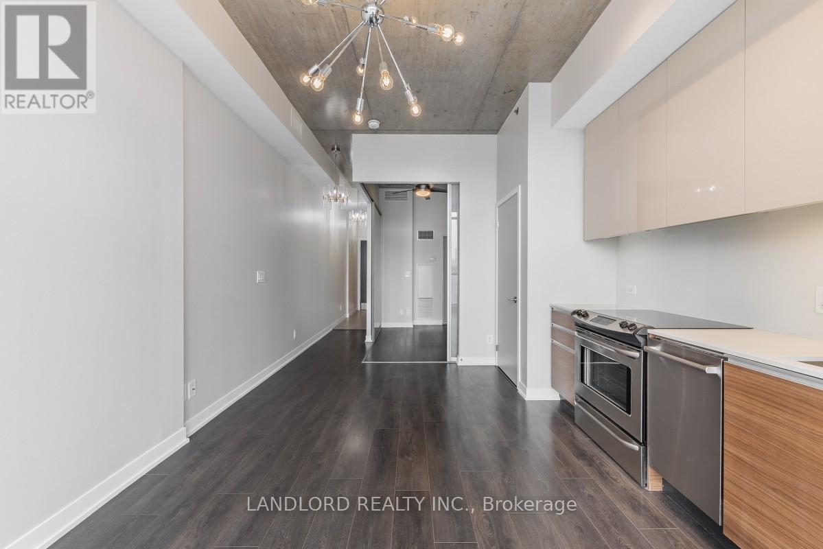 605 - 8 Gladstone Avenue, Toronto, Ontario  M6J 0B3 - Photo 13 - C12086965