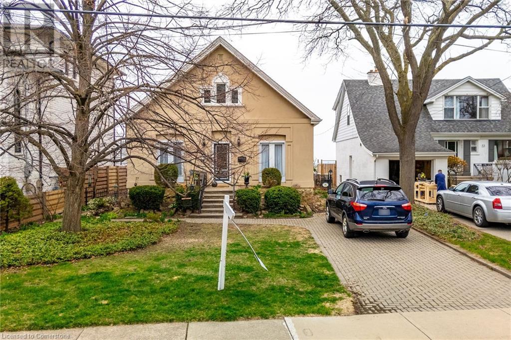 Property at 31 MOUNTAIN PARK Avenue image 1
