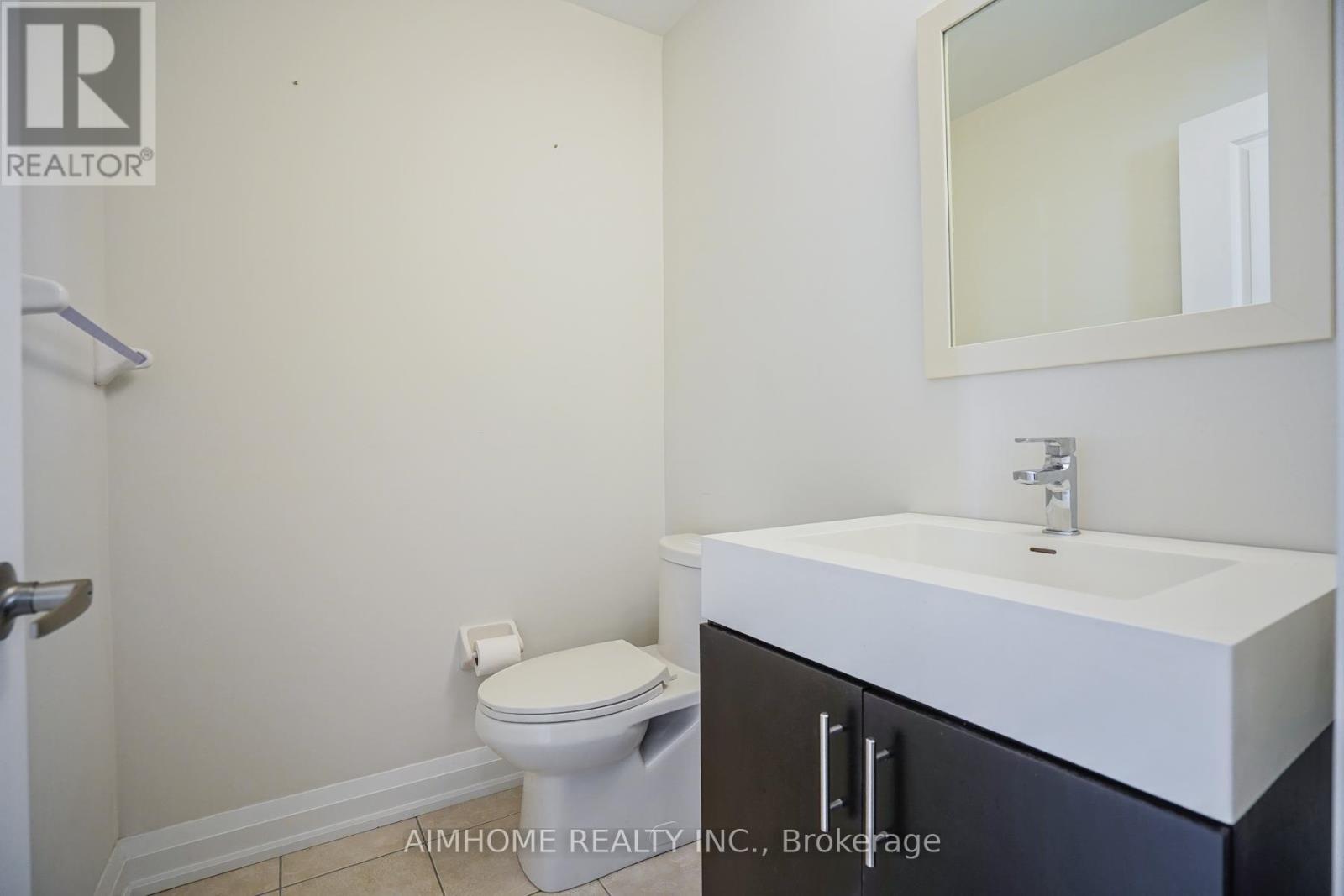 30 Brown Court, Newmarket, Ontario  L3Y 0C7 - Photo 17 - N12086942