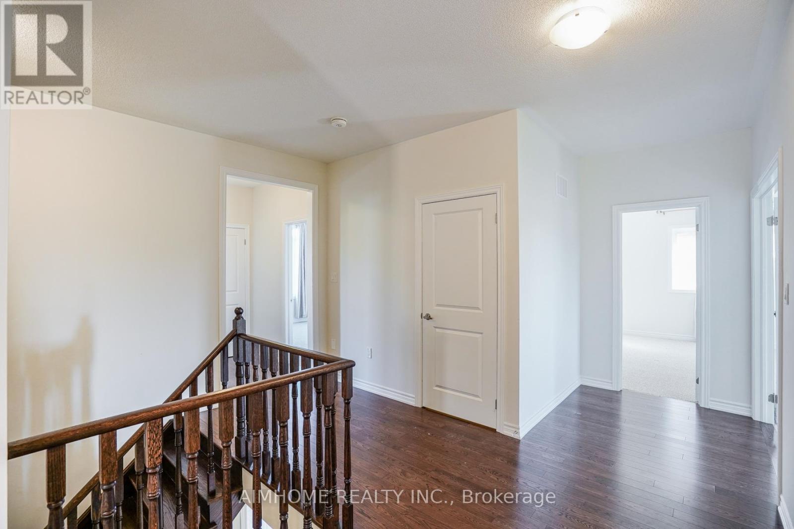 30 Brown Court, Newmarket, Ontario  L3Y 0C7 - Photo 19 - N12086942