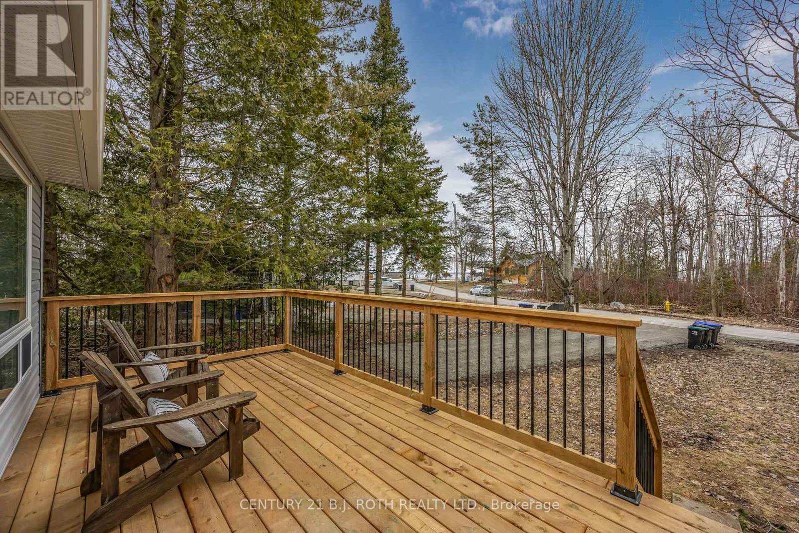 Property at 185 SILVER BIRCH CRESCENT image 3